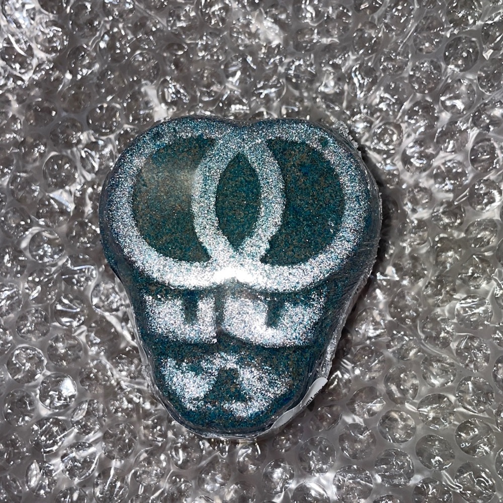 Fragrant Jewels bath bomb the great Houdini